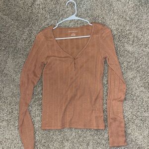 american eagle long sleeve tee